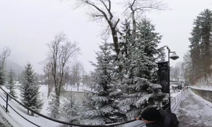 Outside Bran (Dracula's) Castle, Bran, Transylvania, Romania - 360° Insta360 X3