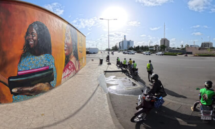 Les Arte Mural Mur Graffiti Art du Port de Cotonou painting l'arte Boulevard de la Marina Benin Africa