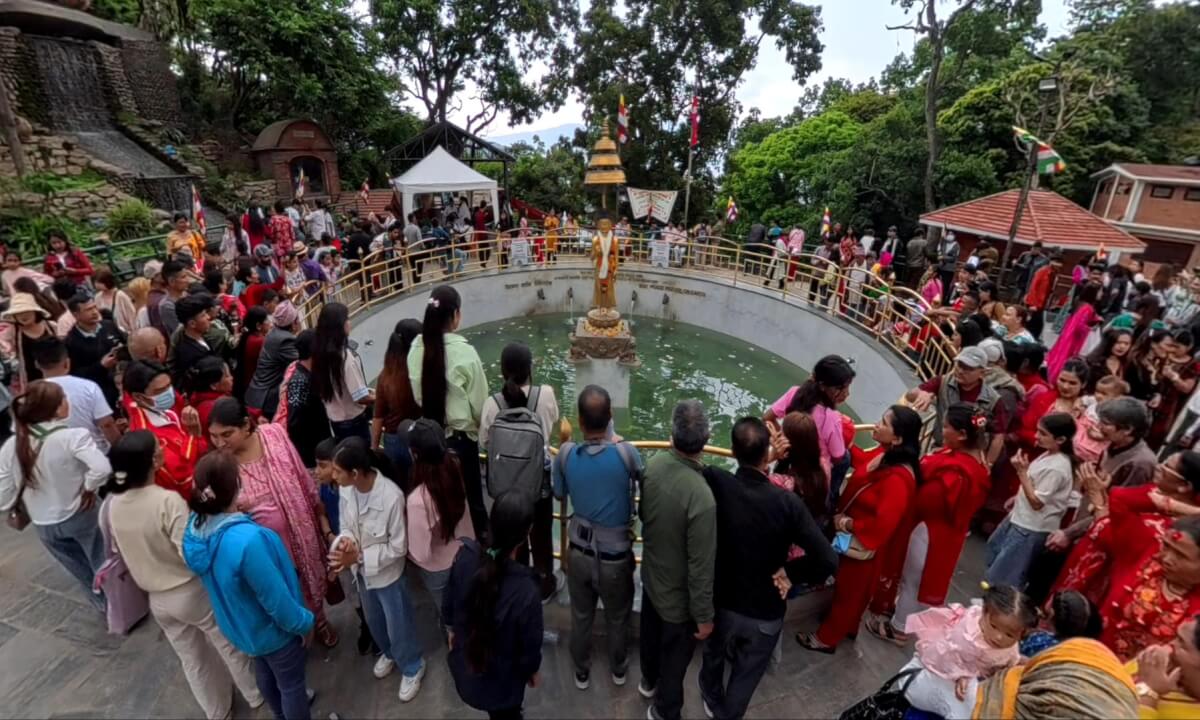 8K 360° VR POV – Swayambhunath Temple Kathmandu 🇳🇵 | The Monkey Temple Experience | Part 5/8