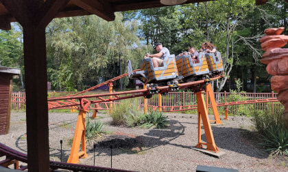 Frankie's Mine Train Rollercoaster at Six Flags Great Escape VR Video Frankie's Mine Train Rollercoaster at Six Flags Great Escape VR