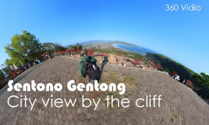 City view from the cliff of Sentono Gentong, Pacitan