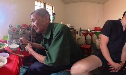 VỀ NHÀ THĂM MẸ 23-5-2026 (1)