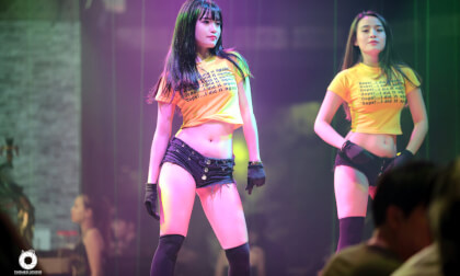 THE PMU-stitched VR Video THE PMU-stitched VR