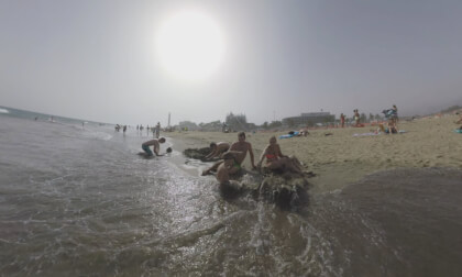 360 VR Gran Canaria coast with people bathing and relaxing on the beach