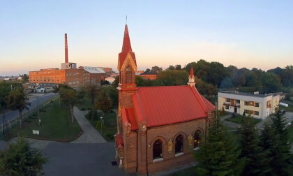 Leśmierz Village - Short Immersive FPV Flight 3D VR180