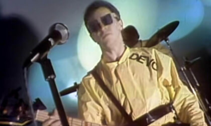 Devo - (I Cant Get No) Satisfaction (1978)
