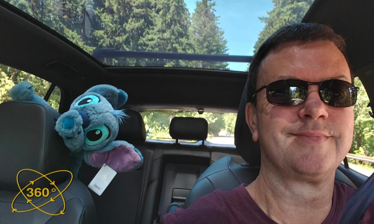 Me and Stitch go Paddleboarding on Lacamas Lake