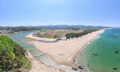 Deokbongsan Coastal Eco-trail