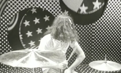 Black Sabbath - Paranoid (1970)