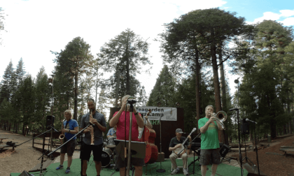 Sunny Side Of The Street VR Video Sunny Side Of The Street VR