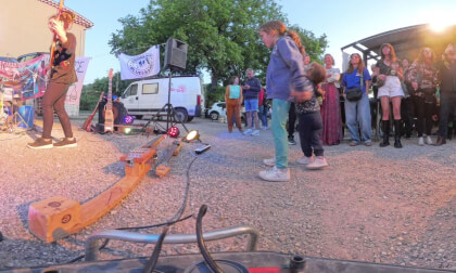 360° DIY Instruments Blues Rock Band -  La Durance Blues Band live at Byup