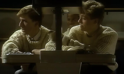Haircut 100 - Favourite Shirts (Boy Meets Girl) (1981)