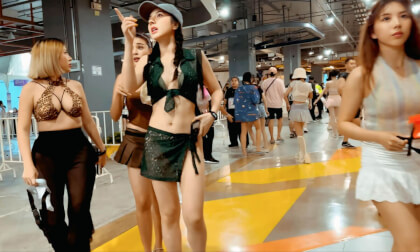 Thailand Bangkok Songkran summer festival 2025 look around