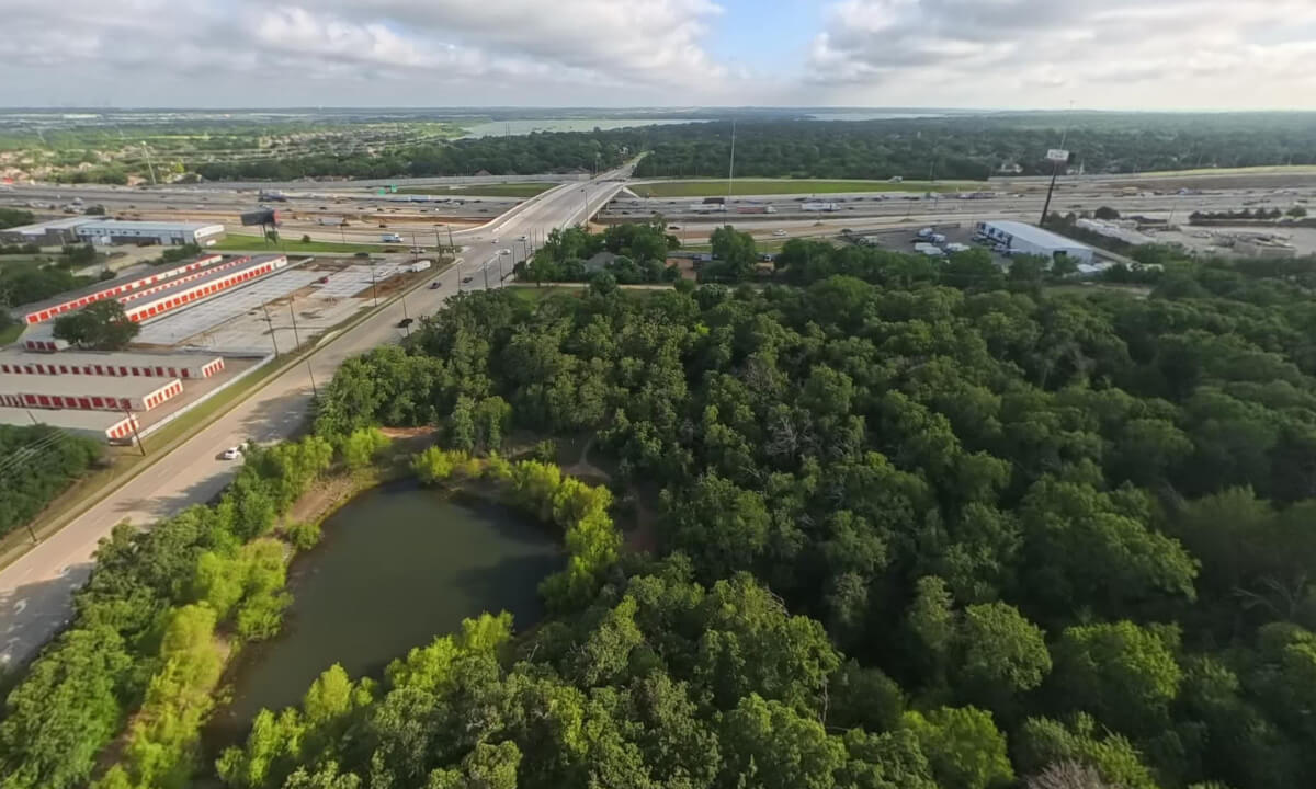 Sheri Capehart Nature Preserve - Arlington Texas (A 2D Video)