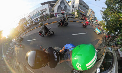 Riding to Malalayang Beach Walk | Manado 360° Moto-Vlog [GrabBike Passenger POV]