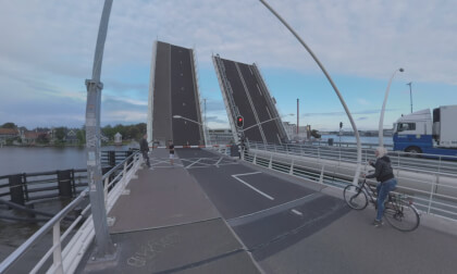 360 VR Julianabrug going down. Zaanse Schans, Netherlands