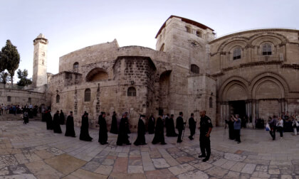 Church of the Holy Sepulcher: A procession on Palm Sunday afternoon 360VR VR Video Church of the Holy Sepulcher: A procession on Palm Sunday afternoon 360VR VR
