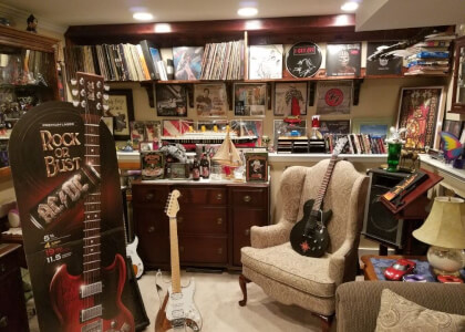 Tiny Room Band Strikes Again
