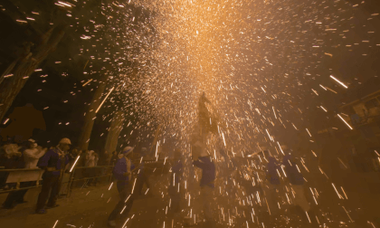 (VR180・3D) 2023.09.30 Hongo Shrine Oblation  Great Fireworks VR Video (VR180・3D) 2023.09.30 Hongo Shrine Oblation  Great Fireworks VR