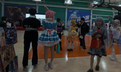 Walk among cosers