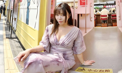 Take a tour of the viral subway carriage restaurant online — perfect spot for stunning photos!
