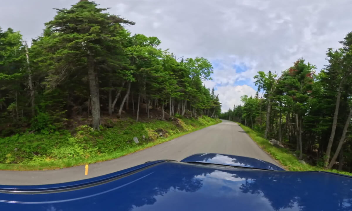 Driving to the top of Mt Washington