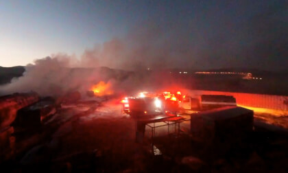 Illegal oil warehouse on fire, a lot of thick black smoke, air pollution 360VR Illegal oil warehouse on fire, a lot of thick black smoke, air pollution 360VR