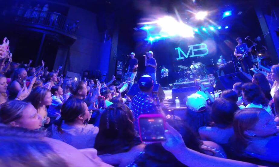 Maddox Batson Performs "Tears In The River" Live at State Theatre, Greenville, NC – Sept. 24 (1080p)