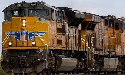 UP 9103 Westbound Manifest | Portal VR180 4K | Picacho, Arizona