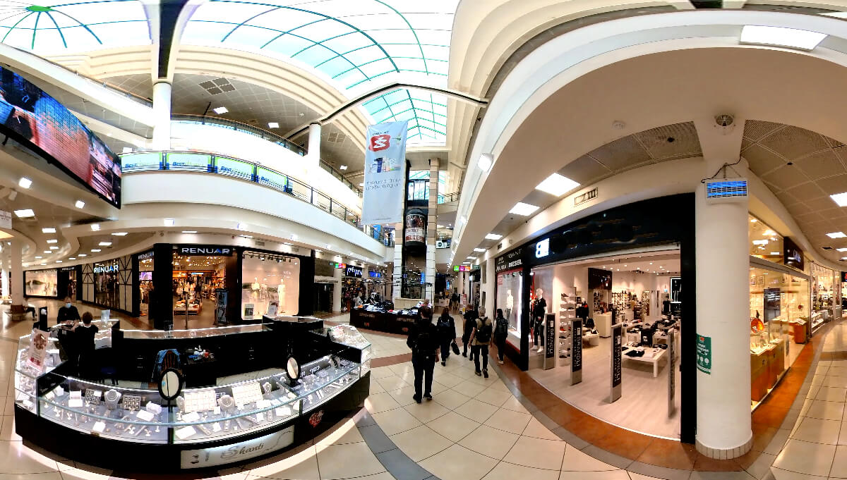 Walking in Lev Hamifratz Mall AKA CineMall in Haifa, Israel 360VR