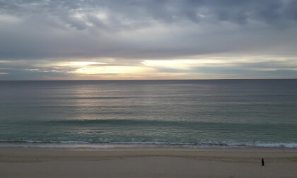 Ocean Beyond – Ocean Waves for Instant Calm 🌊💬