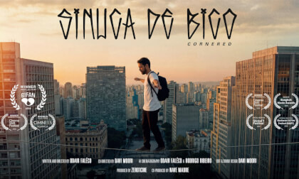 Cornered (Sinuca de Bico)