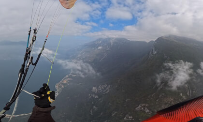 360° 8K Paragliding #385: Very cloudy flight above Lago Di Garda (Please don't attempt)