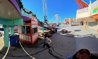 360 Beach boardwalk