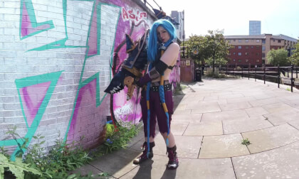 Jinx cosplay from Arcane