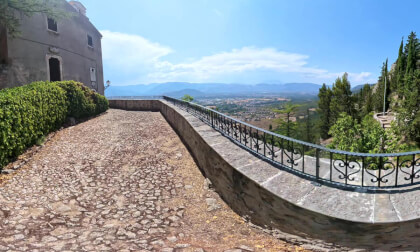WILD 360 Experience | The Cliffside Hermitage: Sant'Onofrio al Morrone | 8K VR Trek