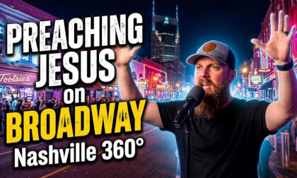 “Praise the Lord!” Street Preaching Downtown Nashville (360°)