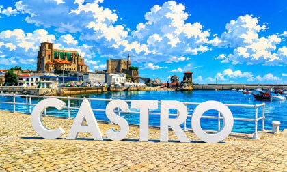 Explora Castro Urdiales, España, en 360° y 8K.