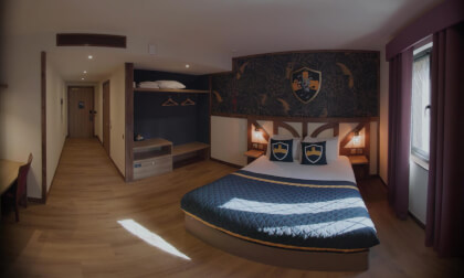 Warwick Castle Hotel VR180: Step Inside the Medieval-Themed Hotel at Warwick Castle | Job Box Collection