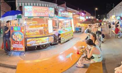 Walking Tour VR 360 - Jodd Fairs Night Market - Thailand 8K
