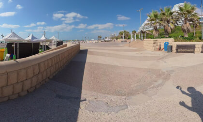 ISRAEL. RISHON LE ZION BEACH