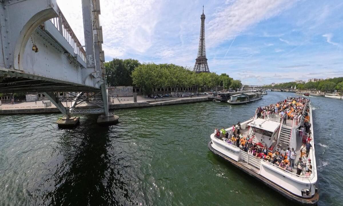 Paris, France 🇫🇷 | Immersive VR360 Travel Experience