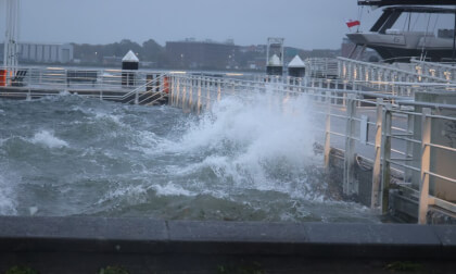 VR-Erlebnis: Sturm und Hochwasser in Kiel (20.10.2023) (VR180 3D) VR-Erlebnis: Sturm und Hochwasser in Kiel (20.10.2023) (VR180 3D)