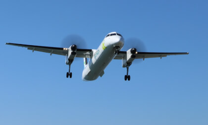 Interactive 360 arrival of Air Uniqon, Dash 8 into Skiathos