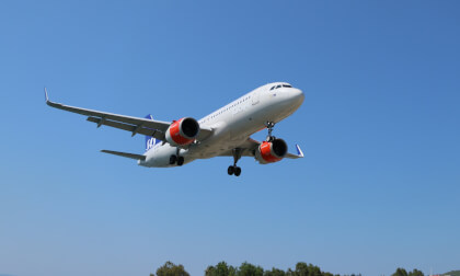 360 Interactive landing into Skiathos of an SAS, A321