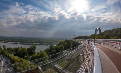 Kyiv Glass Bridge & Freedom Arch 360° VR