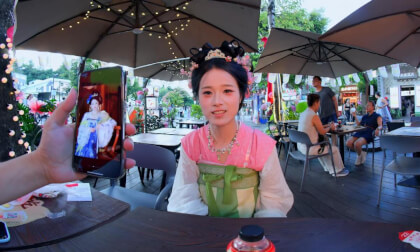 I paid $50 to hire a companion girl and we toured Gankeng Ancient Town in Shenzhen together