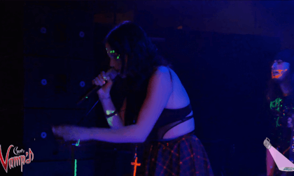 KNEE HIGH FOX LIVE IN LAS VEGAS KNEE HIGH FOX LIVE IN LAS VEGAS