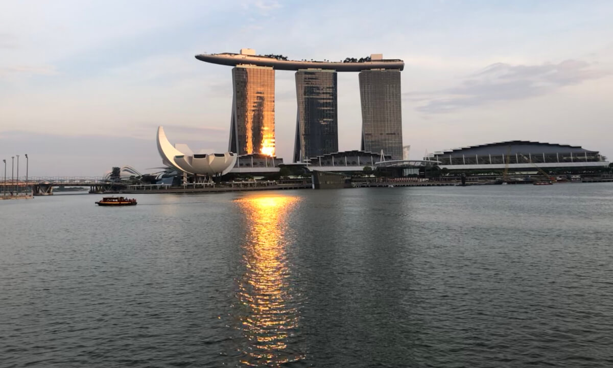 VR180 3D Photos-Singapore Merlion Park Dec 2022 (Camera Insta-360-Evo)