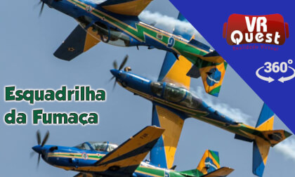 🛩 Aerial Show. Look up! 🛩 Aerial Show. Look up!
